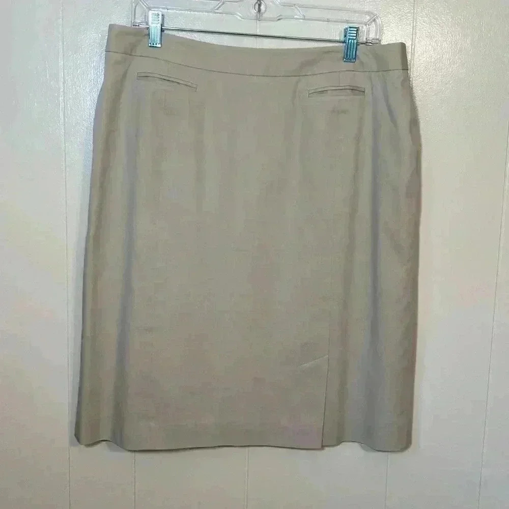 346 Brooks Brothers Stretch Khaki Beige Midi Skirt in Size 14.